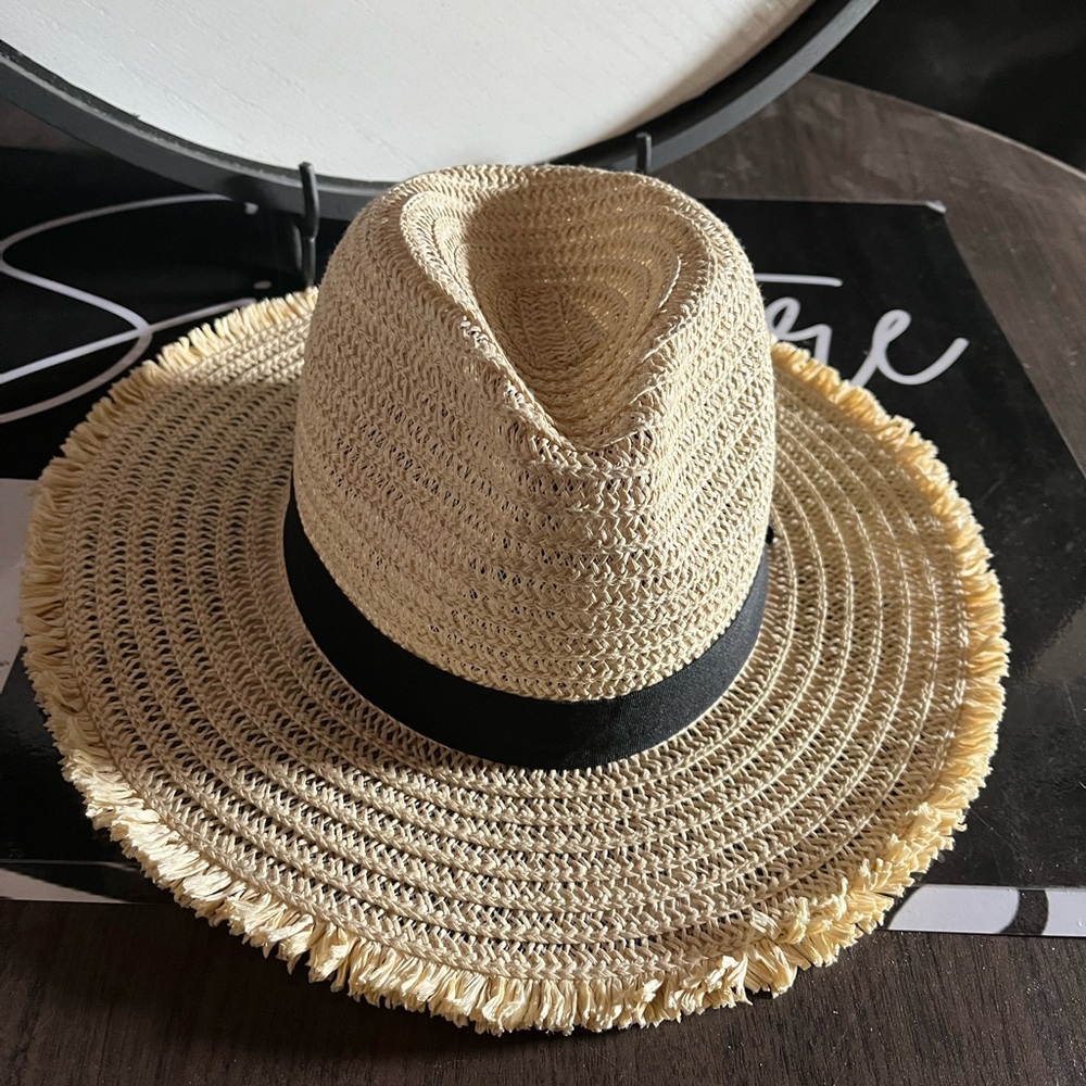 Straw Hat w/Black Trim 90% Paper 10% Polyester $15